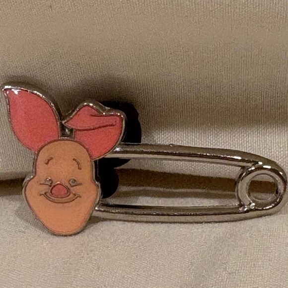 Disney Winnie the Pooh Baby & Hunny & Piglet Pin Collectible Trading 2 Pins EUC - Picture 3 of 6